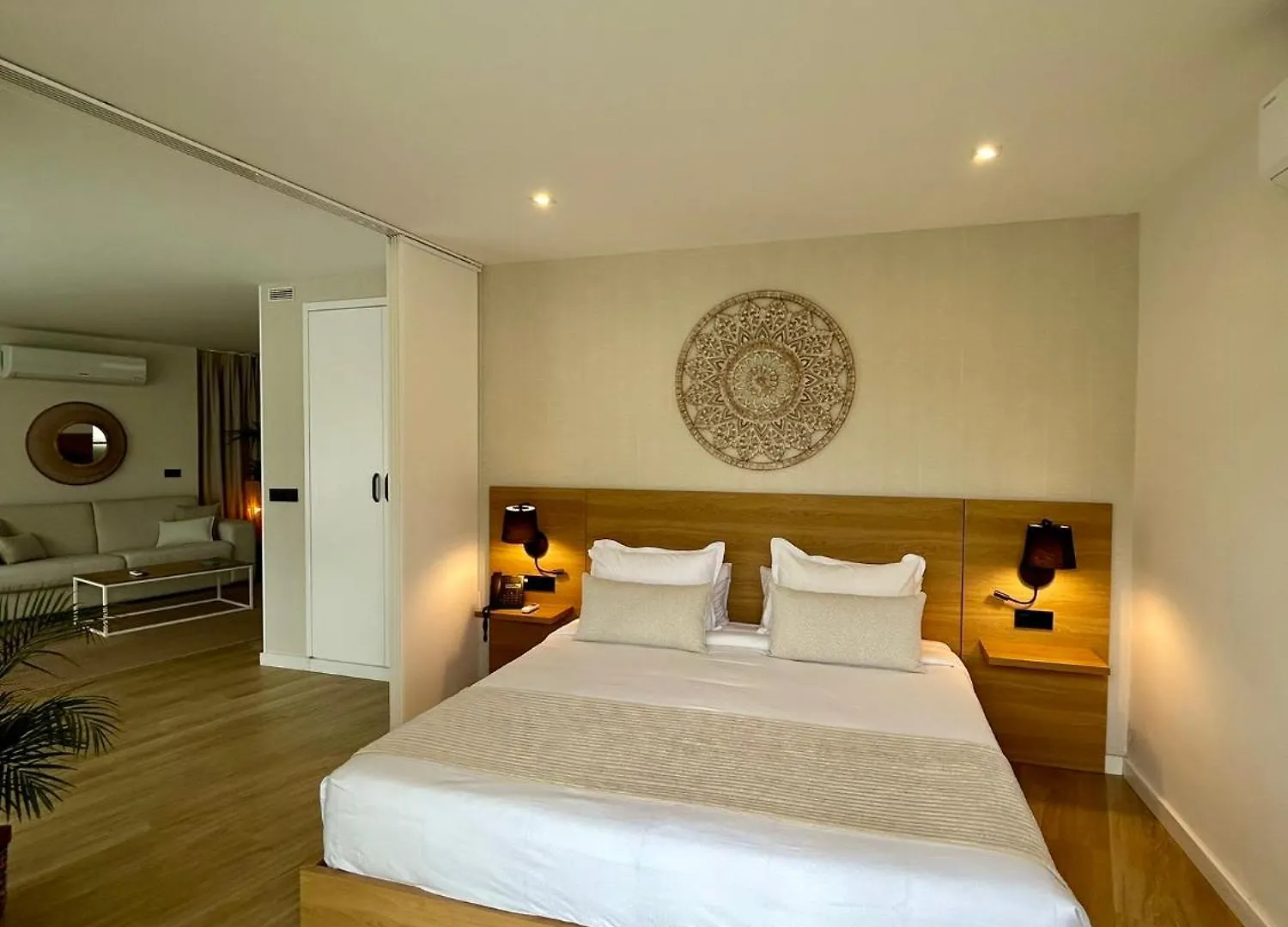 Hotel Emblematico Hi Suites Santa Cruz de Tenerife