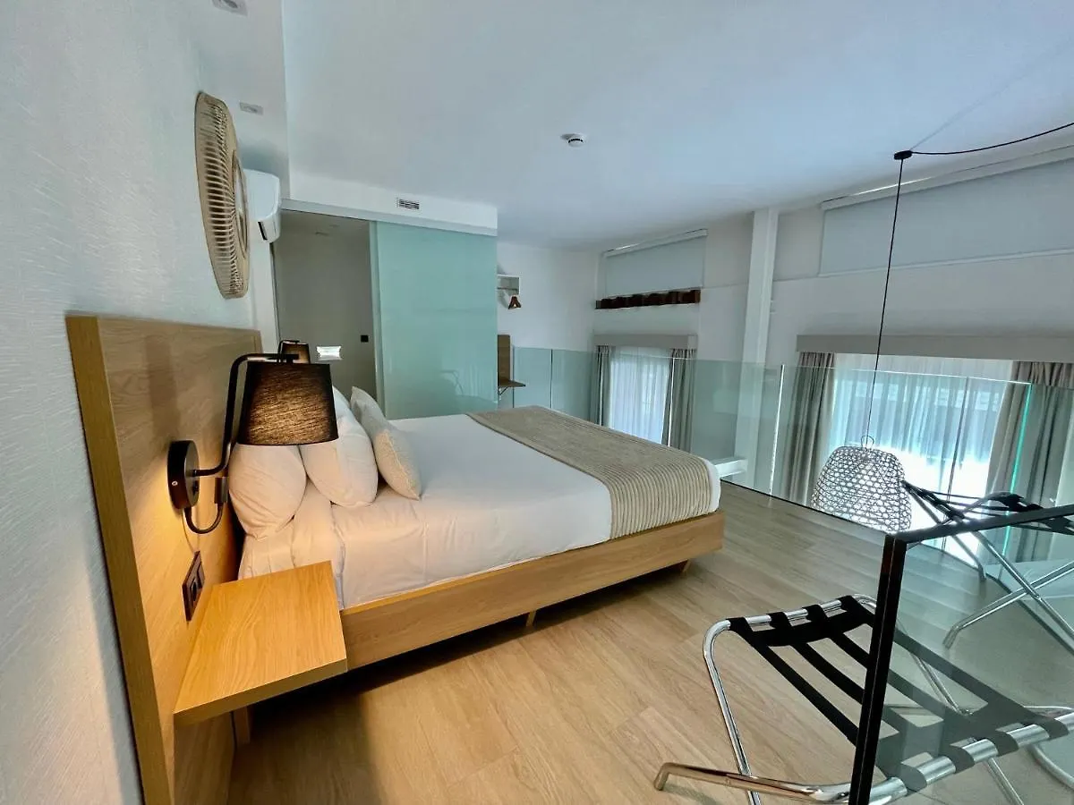 Hotel Emblematico Hi Suites 圣克鲁斯-德特内里费