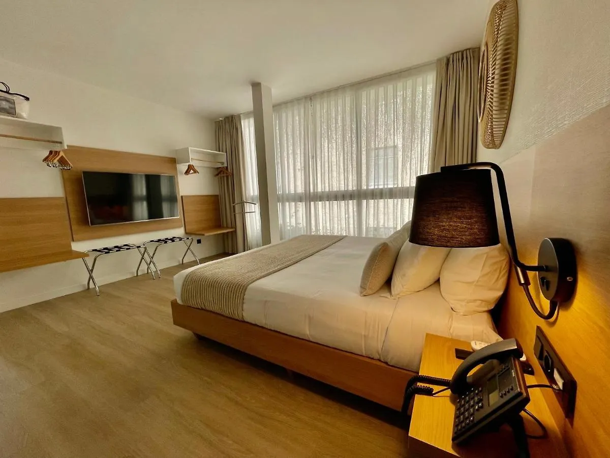 Hotel Emblematico Hi Suites 圣克鲁斯-德特内里费