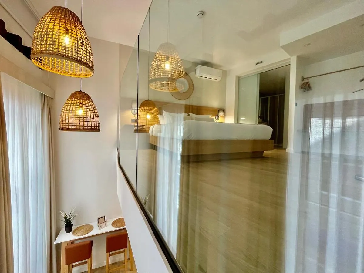 Hotel Emblematico Hi Suites 圣克鲁斯-德特内里费 3*,  西班牙