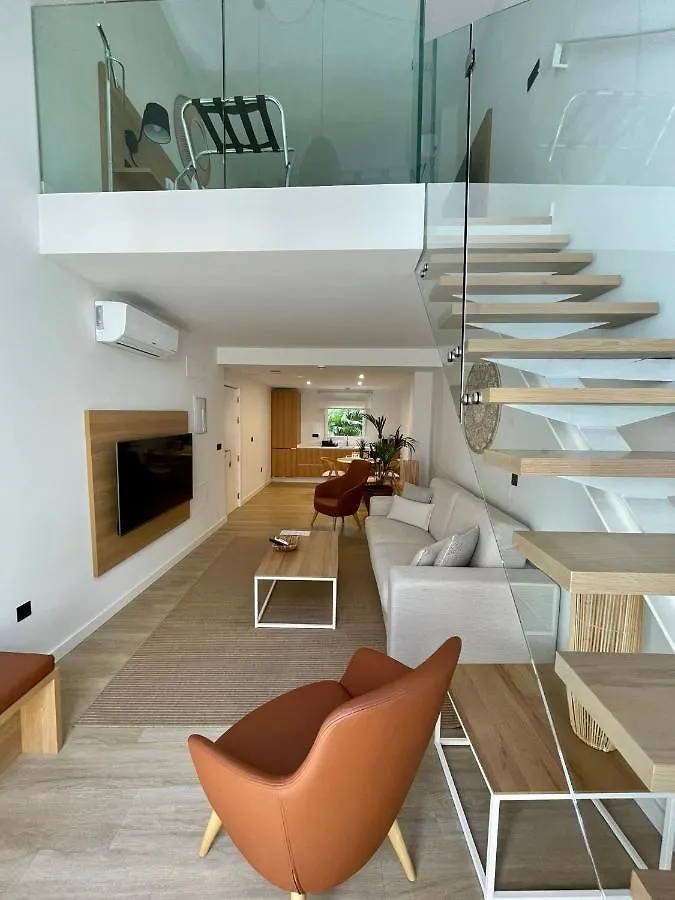 Hotel Emblematico Hi Suites 圣克鲁斯-德特内里费 3*,